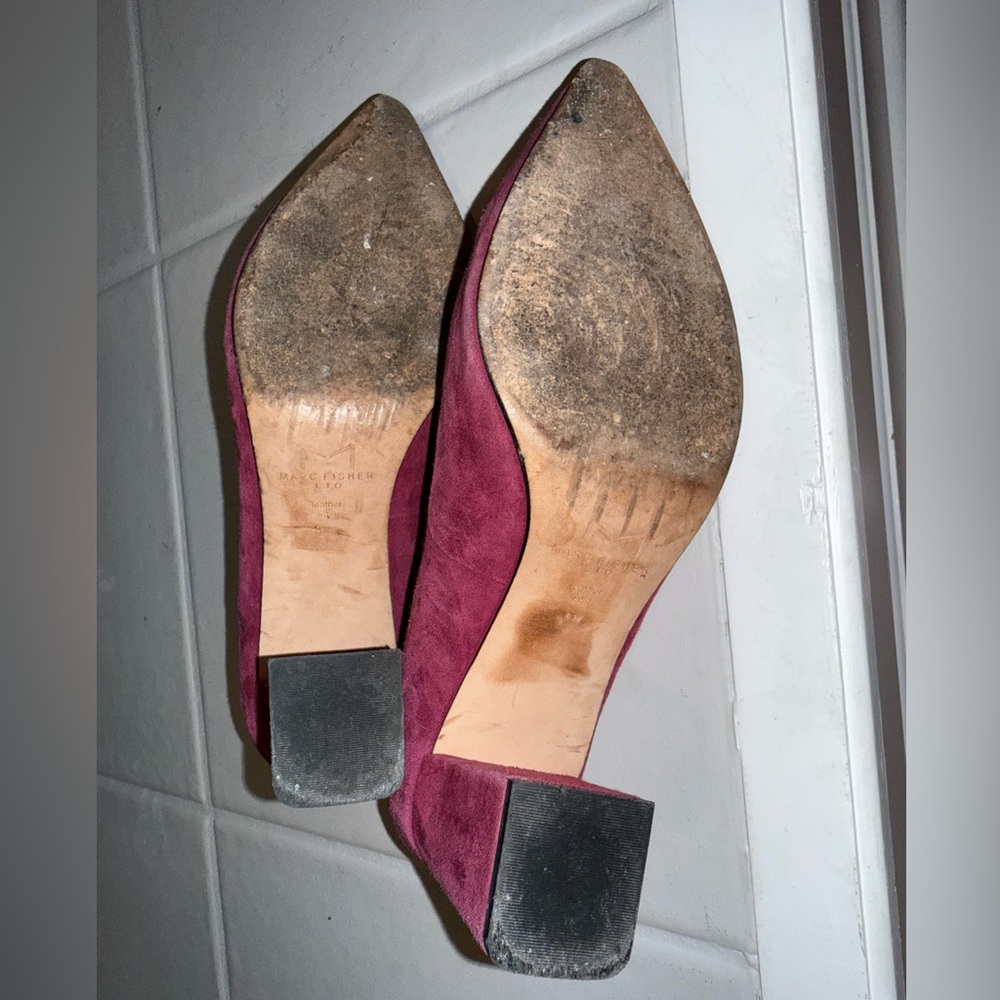 Marc Fisher Pumps - Picture 4 of 4